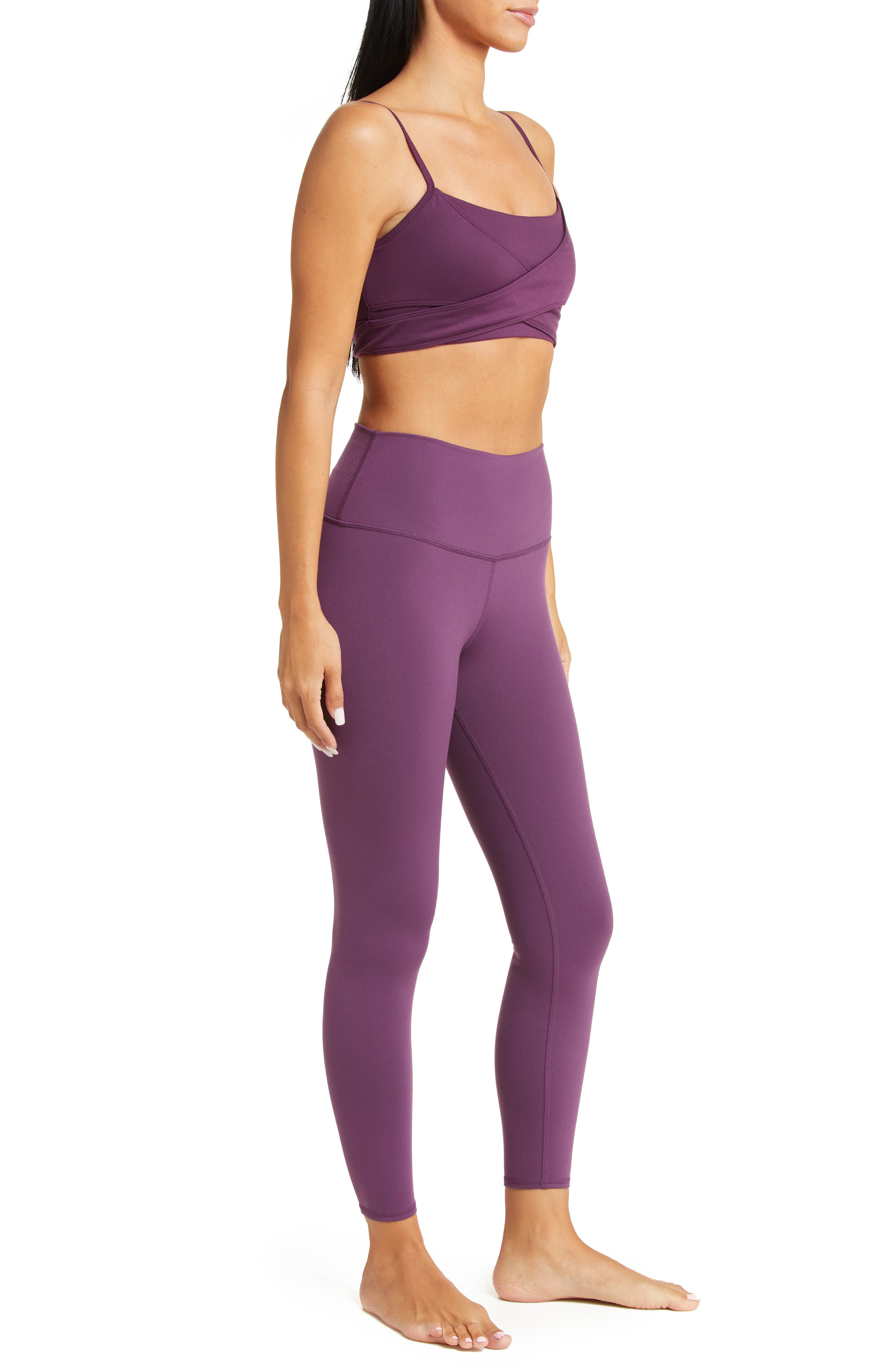 Alo Yoga Enso Bra Dark Plum