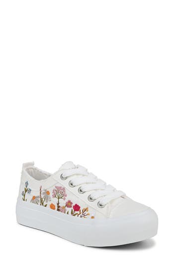 Blowfish Footwear Sadie Sun Platform Sneaker In White Embroidered Canvas