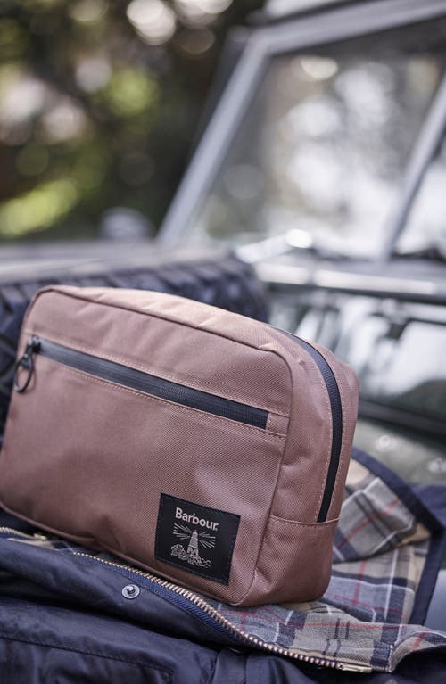 Barbour Field Washbag In Tan/black