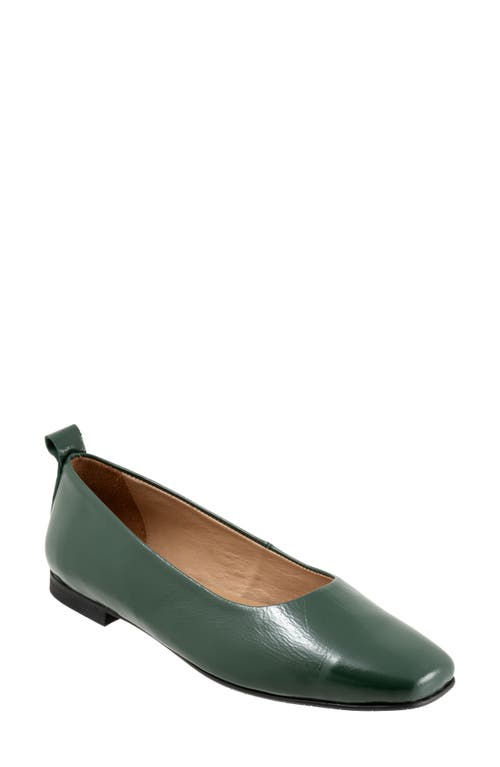 Shop Bueno Elizabeth Flat In Hunter Green Patent