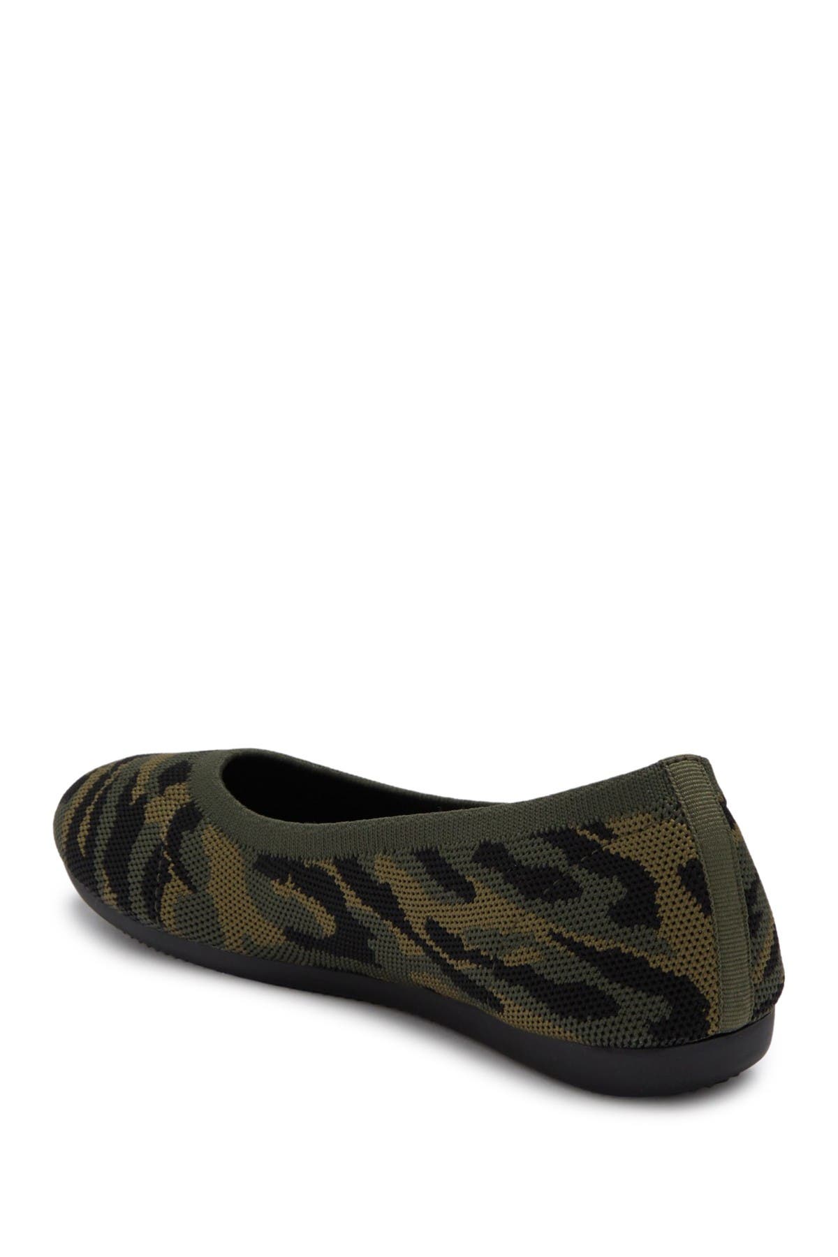 nordstrom rack ballet flats
