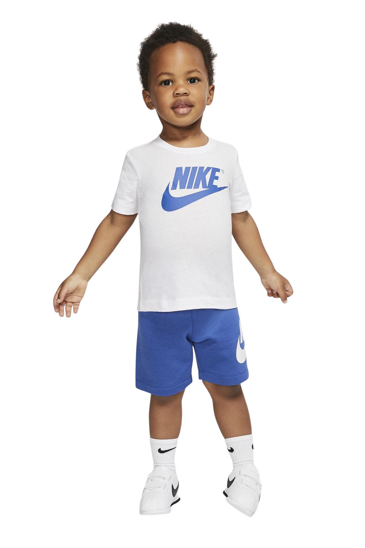 baby boy nike t shirt and shorts