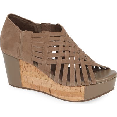 Chocolat Blu Vic Platform Sandal- Brown