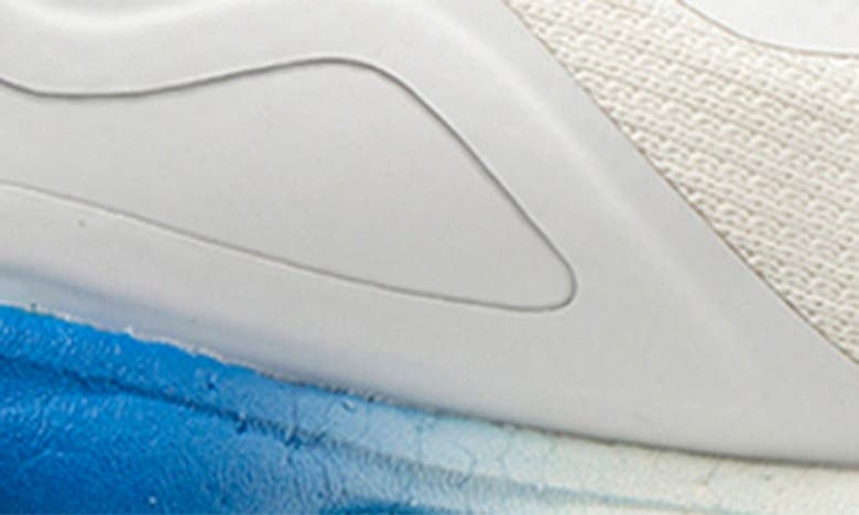 Mizuno Womens Wave Neo Ultra In Undyed White-black
