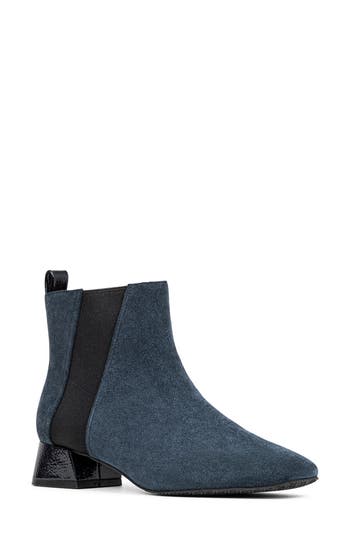 Donald Pliner Square Toe Boot In Navy