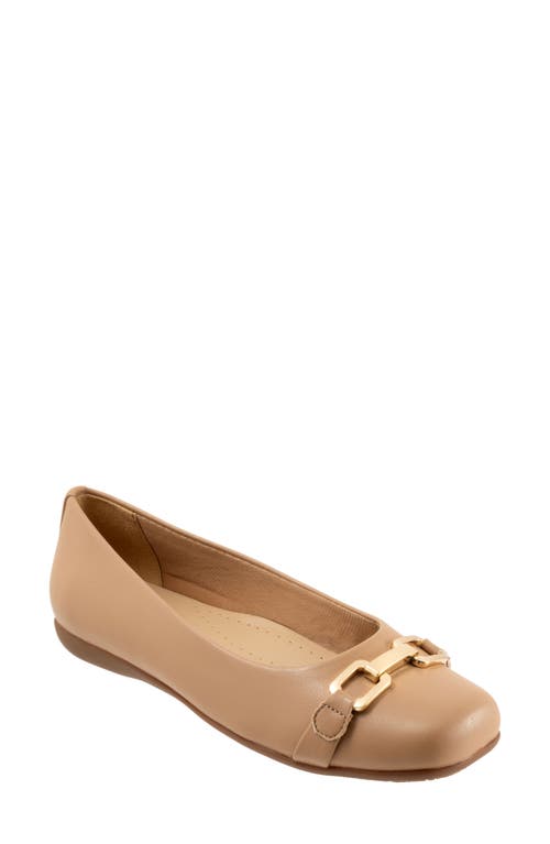 Shop Trotters Sadie Flat In Beige