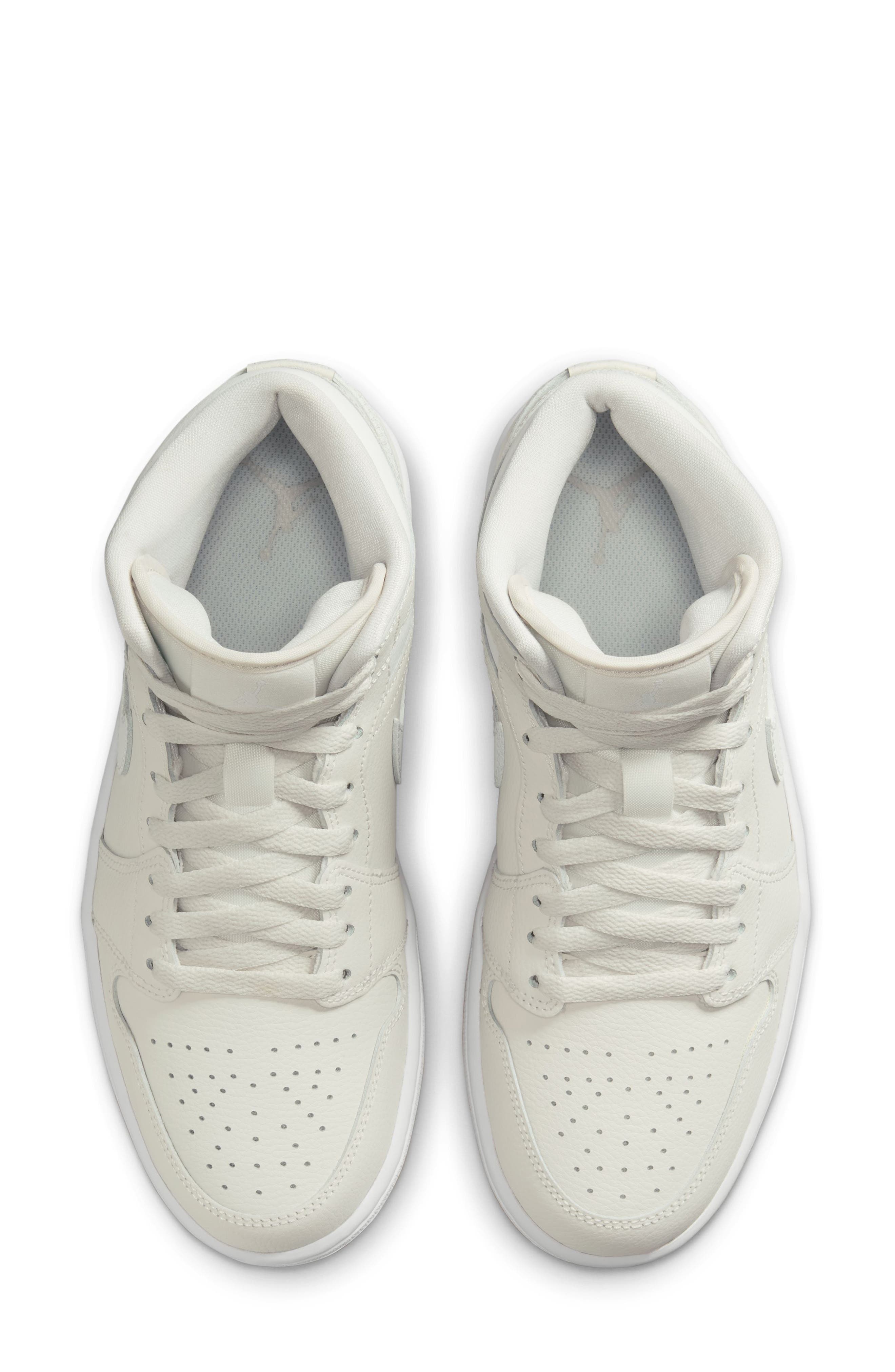 footlocker air jordan 1 womens