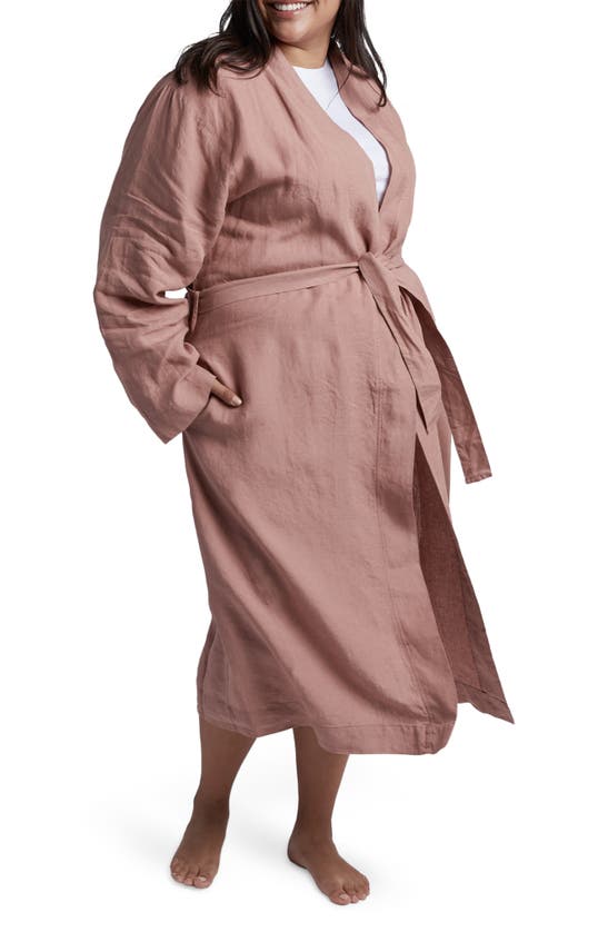 Shop Parachute Gender Inclusive Linen Robe In Clay