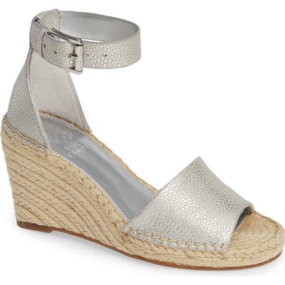 Vince Camuto Leera Wedge Sandal- Metallic