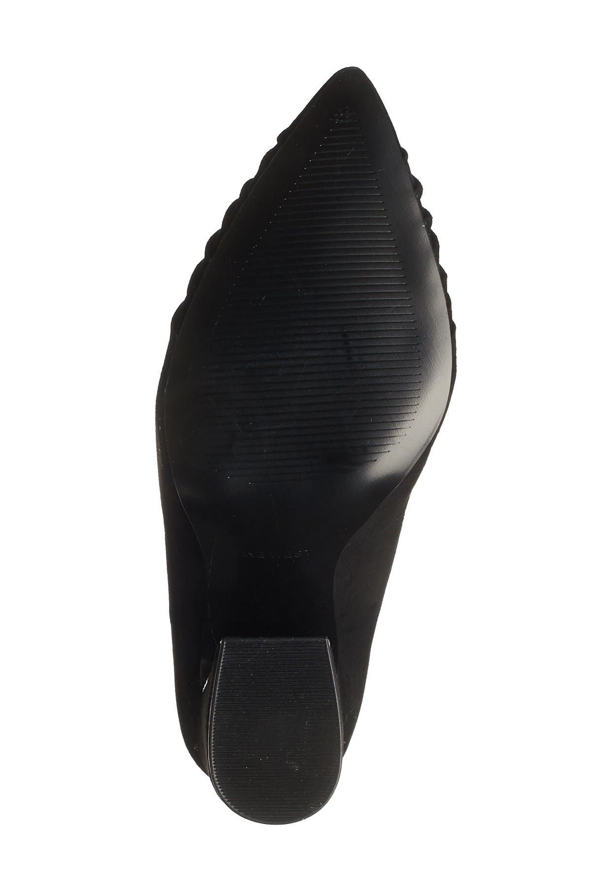 nine west henra flared heel pump