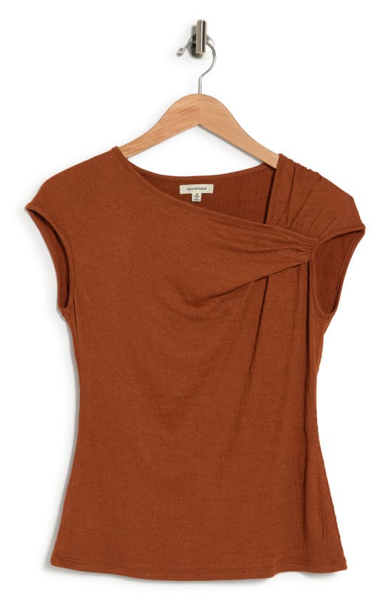 Max Studio Textured Side Gather Top In Dark Pecan