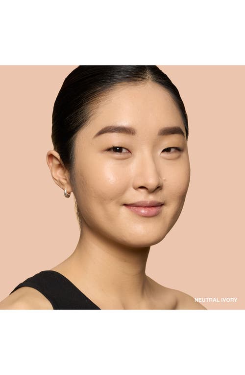 Bobbi Brown Weightless Skin Oil-controlling Foundation Spf 15 With Hyaluronic Acid Neutral Ivory 1 oz / 30 ml In Neutral Ivory