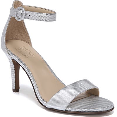 Naturalizer Kinsley Ankle Strap Sandal- Grey