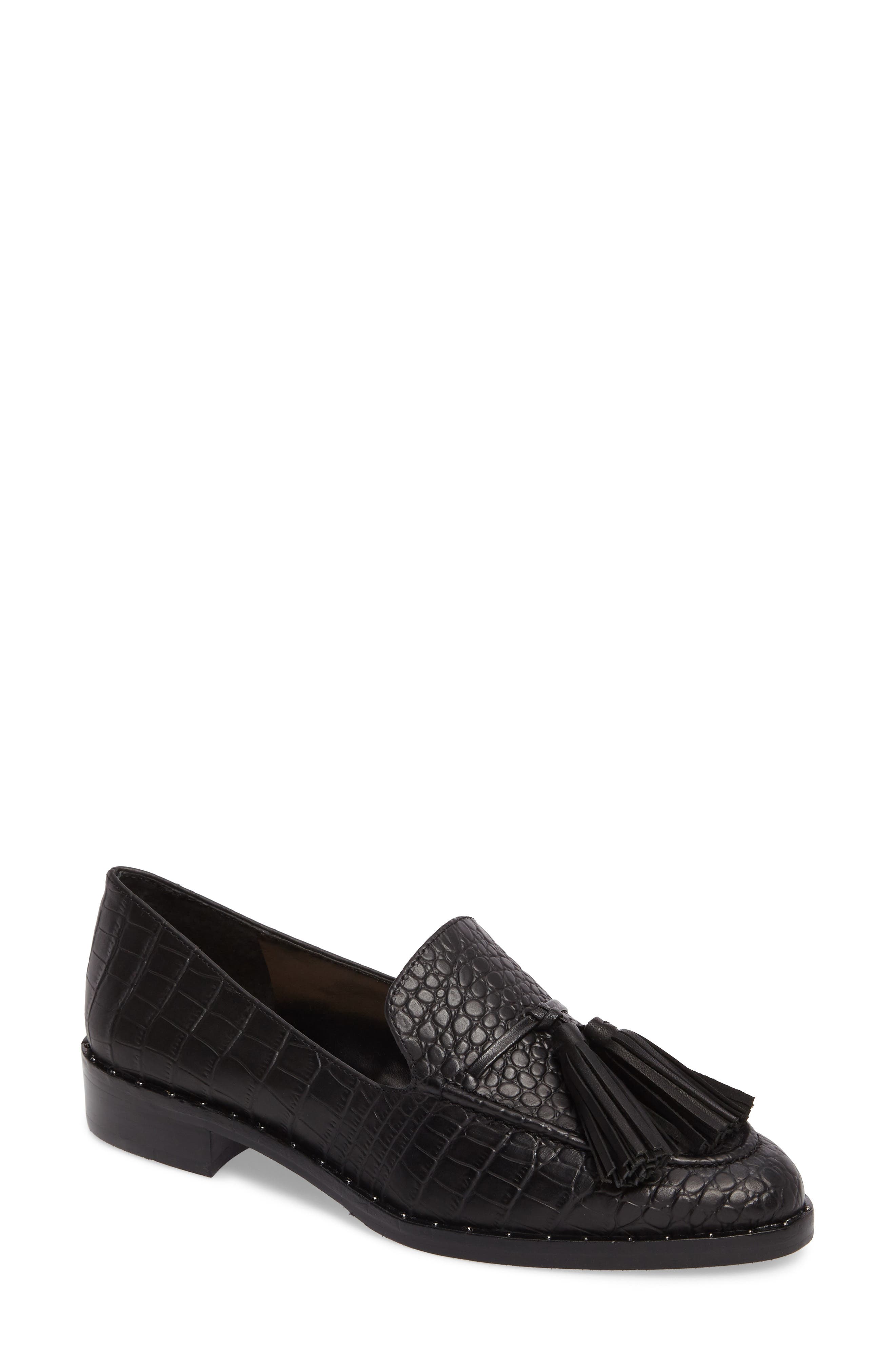 Vince Camuto Geralin Tassel Loafer In Black 03