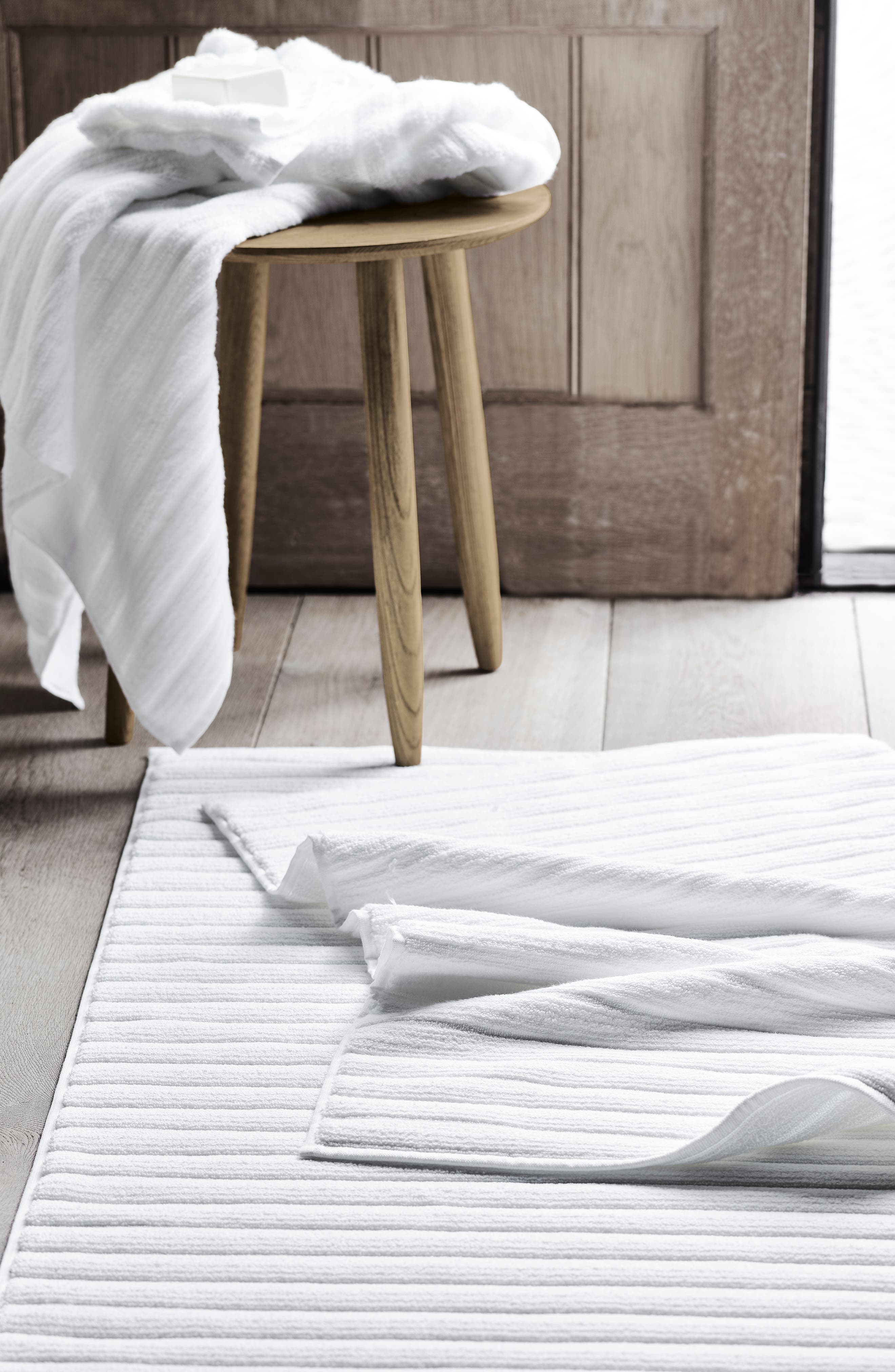 The White Company Ribbed Hydrocotton Bath Mat Nordstrom