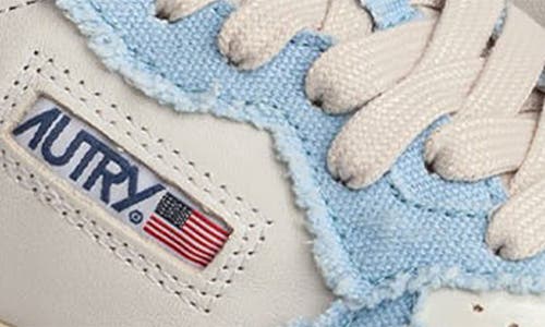 Autry Medalist Low Sneaker In Blue