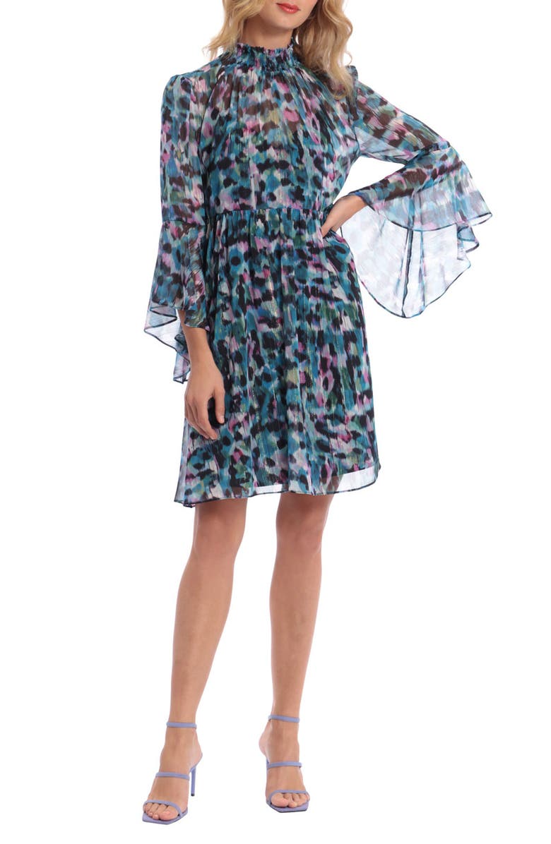 Donna Morgan Bell Sleeve Smocked Dress | Nordstromrack فوائد الكمادات الساخنة