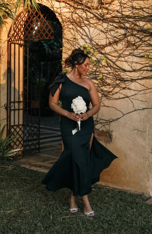 Petal And Pup Petal & Pup Charmed One-shoulder Gown In Black