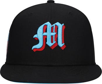 Men's Rings & Crwns Black Miami Giants Team Fitted Hat