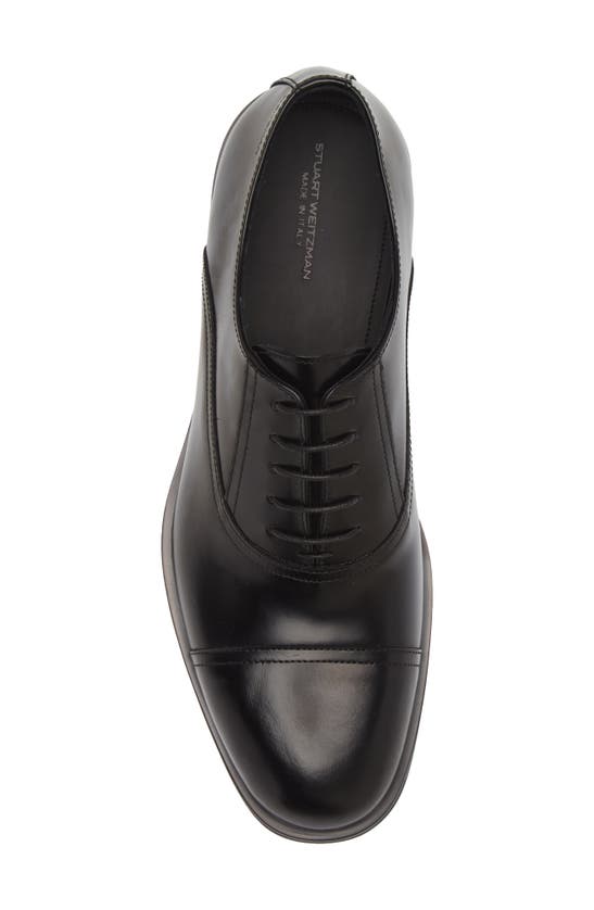 Stuart Weitzman Club Classic Cap Toe Oxford In Black