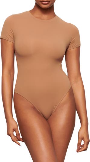 SKIMS, Tops, Skims Fits Everybody Bodysuit Nude Nwt Stretchy Supportive  Short Sleeve Bodysuit