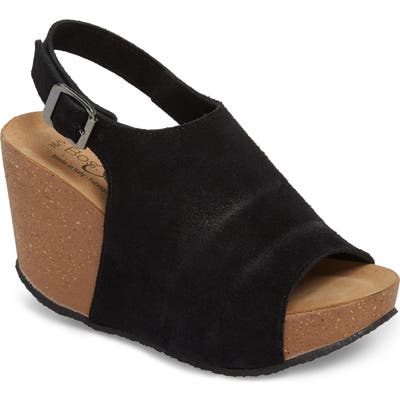 Bos. & Co. Sheila Platform Wedge Sandal - Black