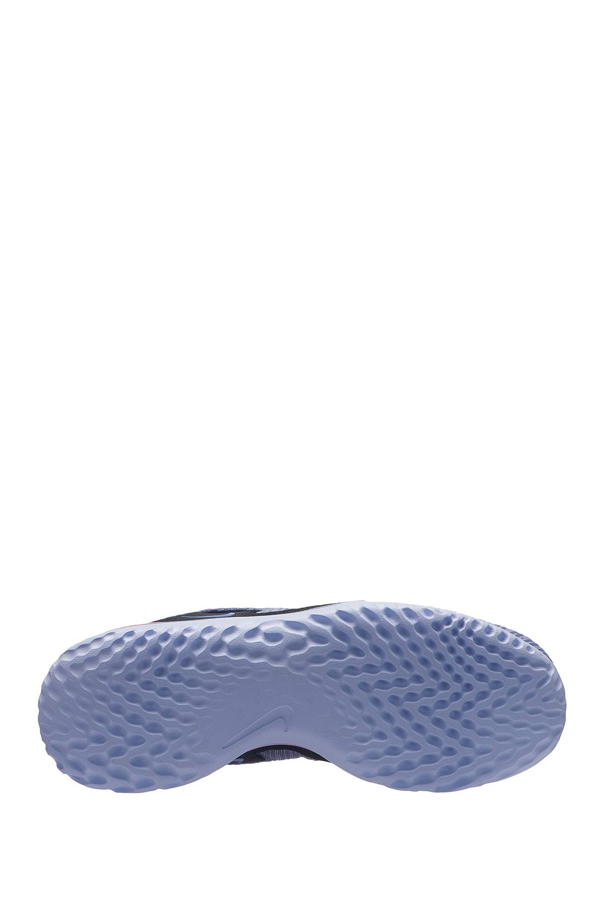 nike renew area sneaker