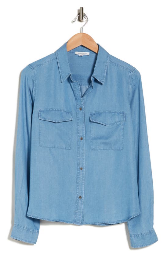 Shop Beachlunchlounge Carol Button-up Shirt In Medium Wash