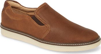 Johnston and murphy 2025 mcguffey slip on