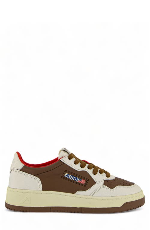 Shop Autry Medalist Low Sneaker In Dollar/leather Brown