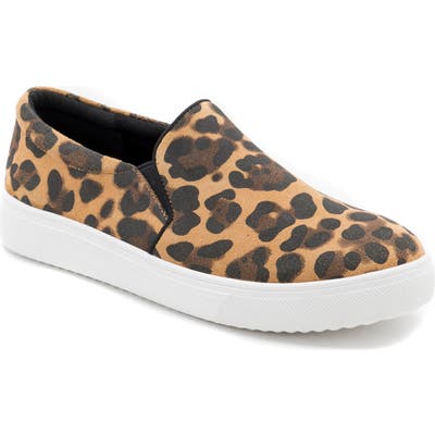 Blondo Gracie Waterproof Slip-On Sneaker- Brown