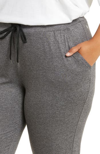 Zella's Restore Soft Pocket Leggings Are Only $40 on Nordstrom's - PureWow