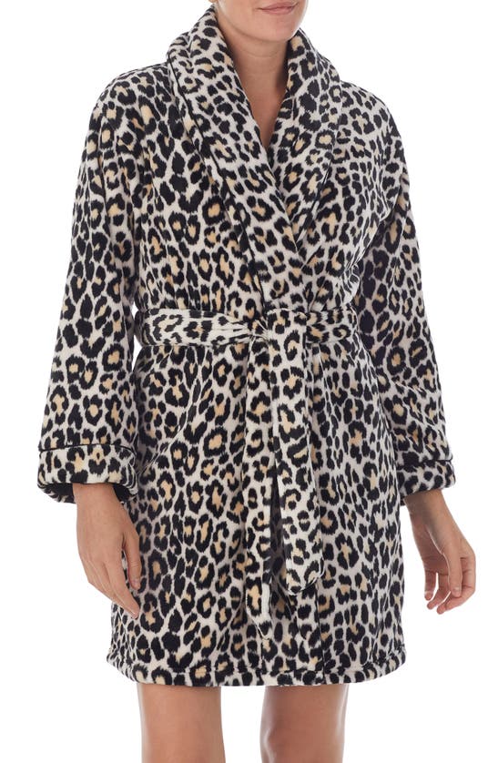Click to view more detailed imagery on our partner's website Kate Spade Plush Short Robe In Brown Pt