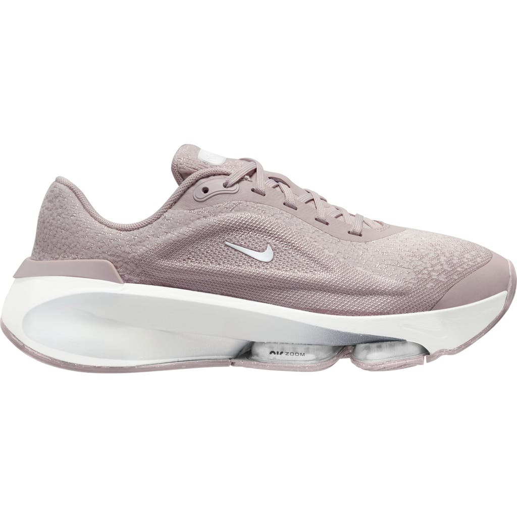 Nike Versair Training Shoe In Platinum Violet/white