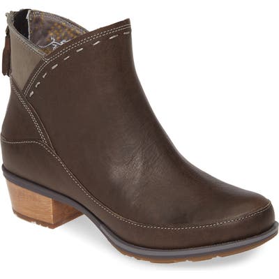 Chaco Cataluna Waterproof Bootie, Beige