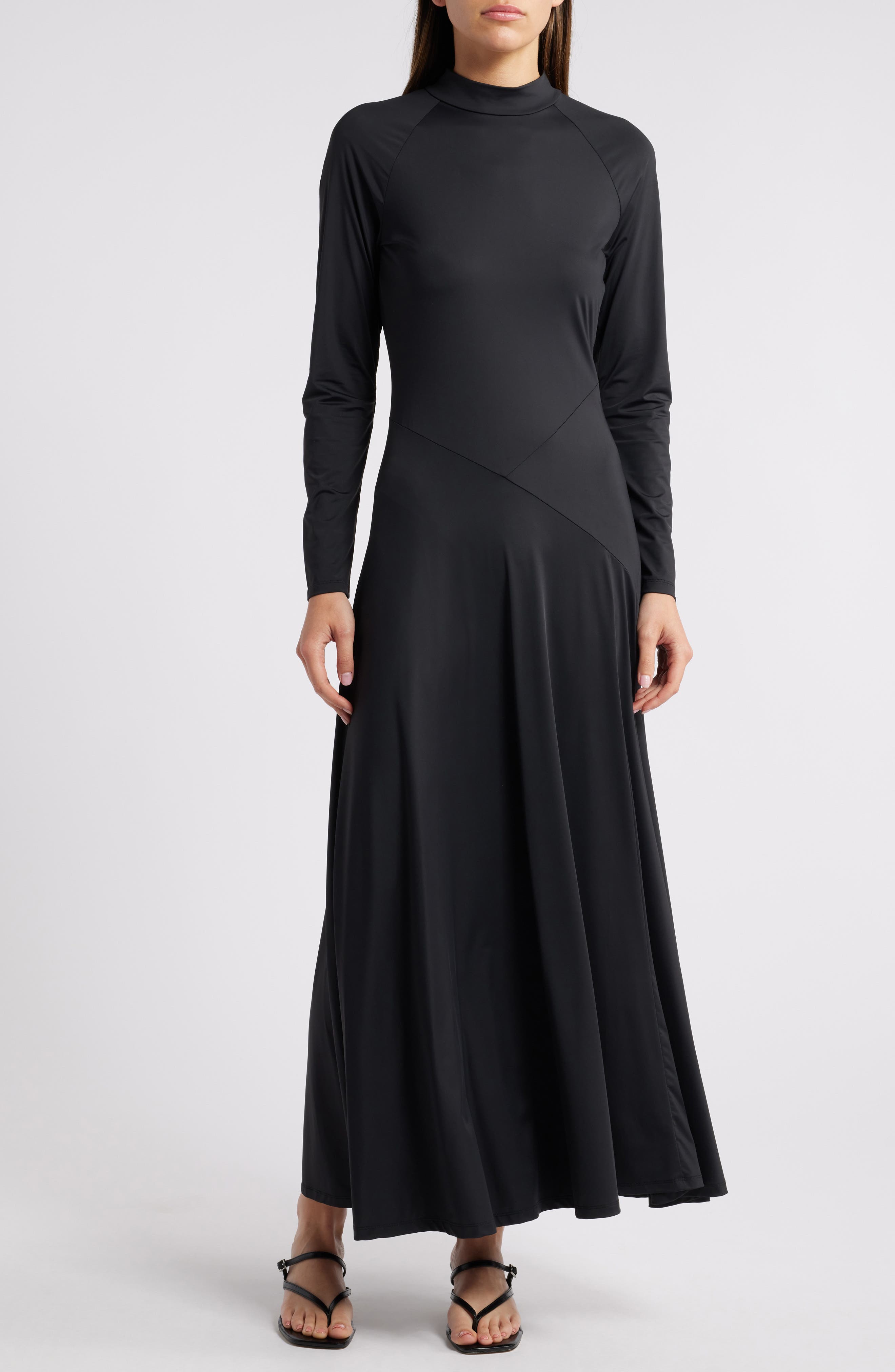 Du Paradis Evie Long Sleeve Stretch Maxi Dress in Black 