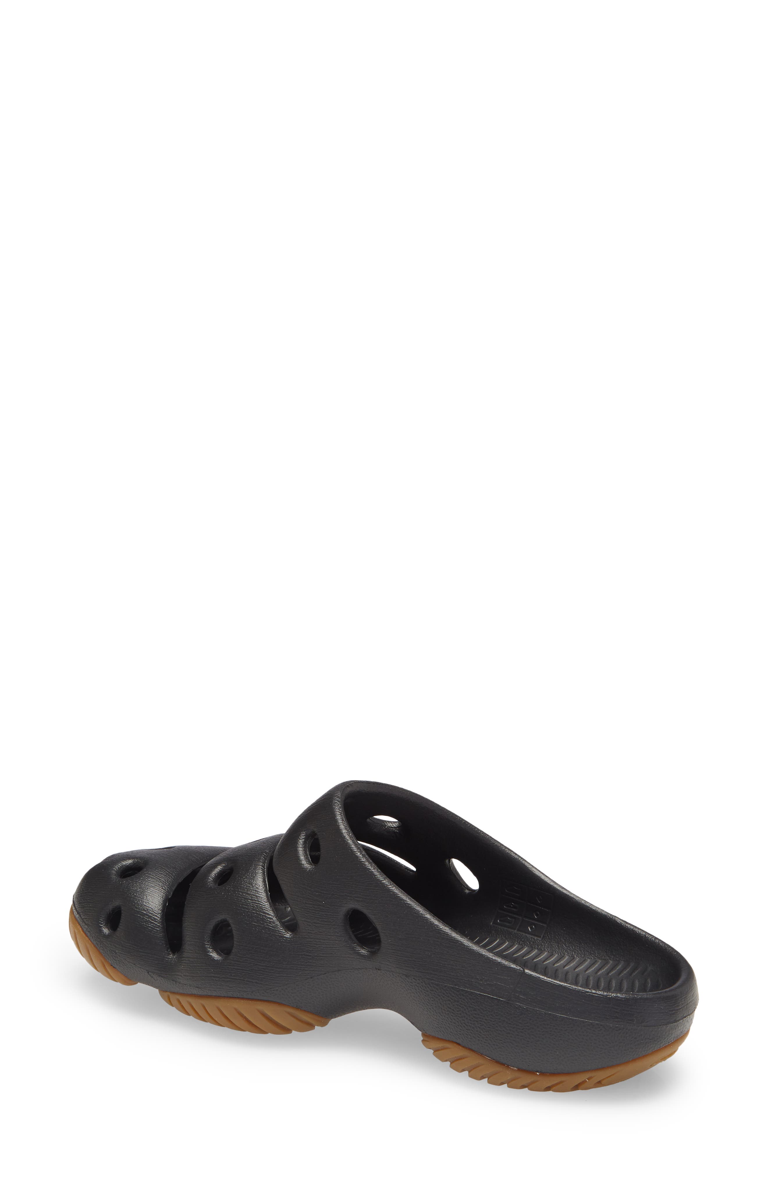 keen yogui sandals