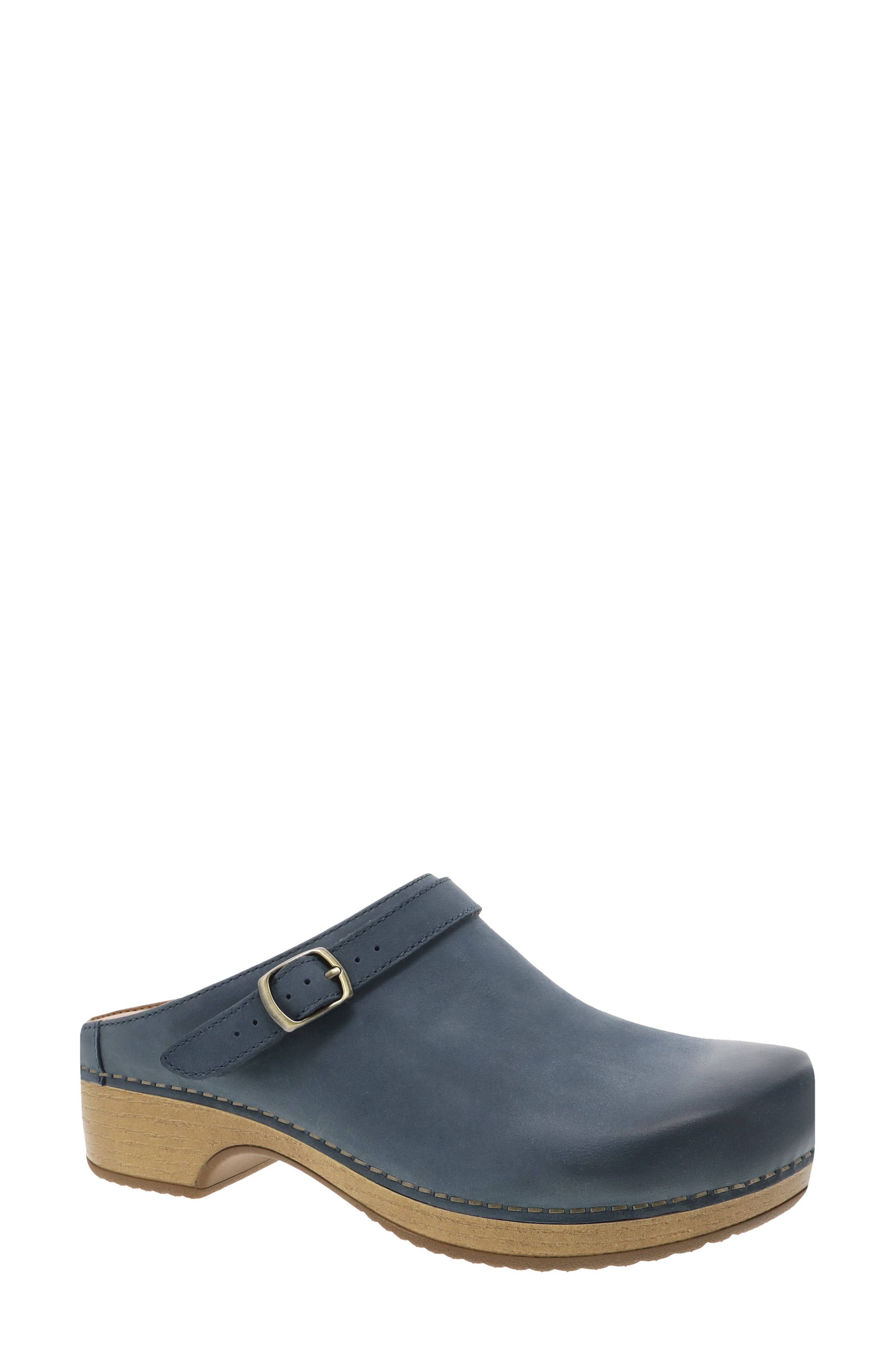 stores that sell dansko shoes near me