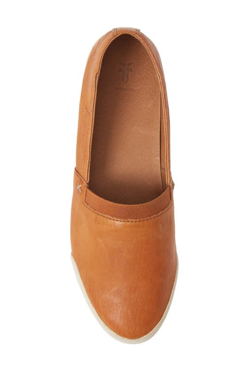 Frye Melanie Slip-on Flat In Cognac - Oyster