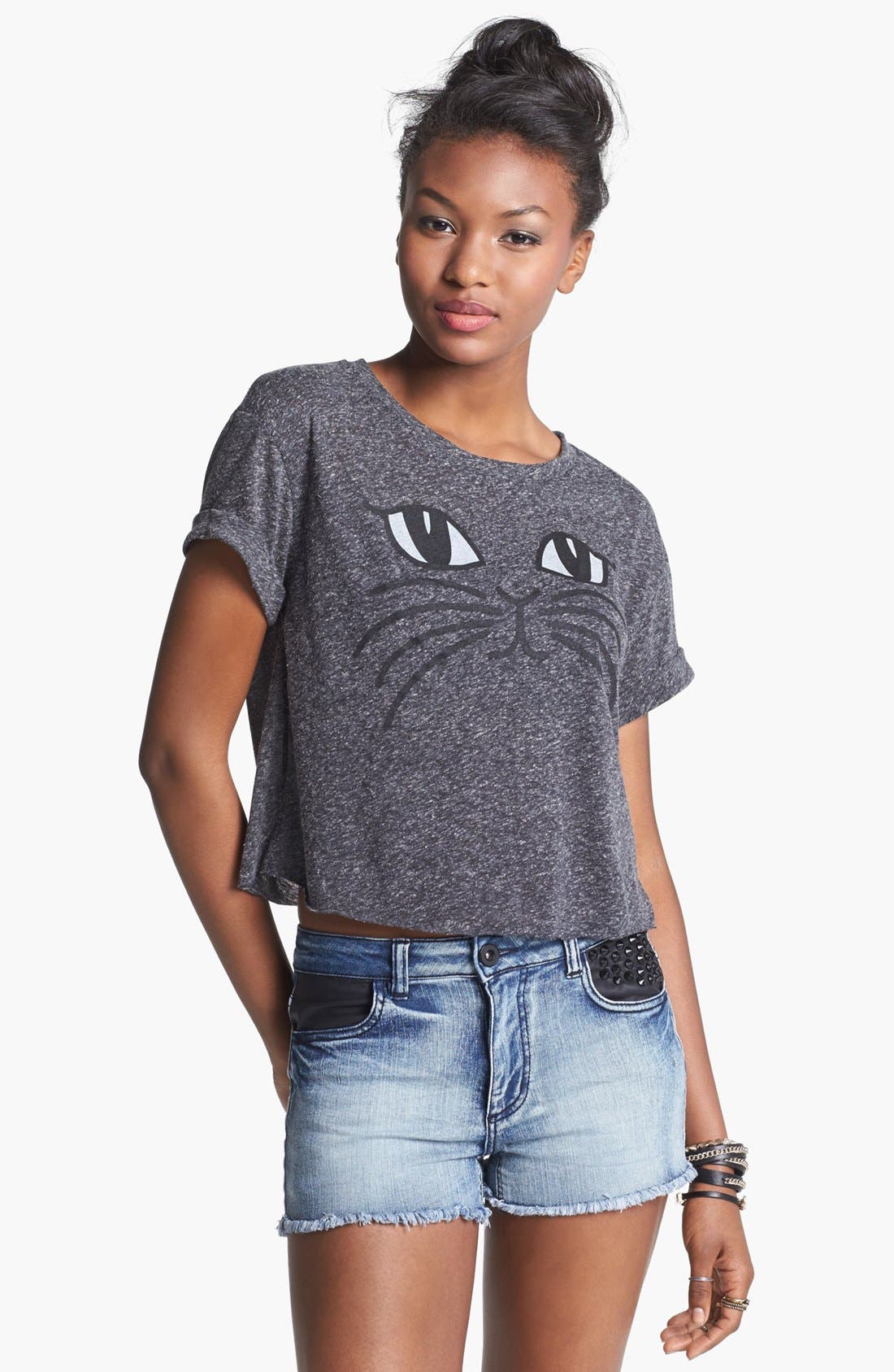womens graphic crop tee