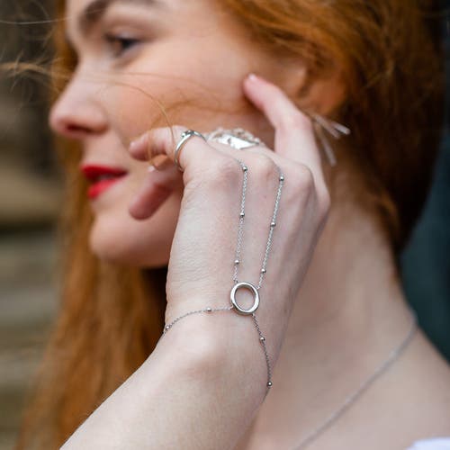 Lucy Quartermaine Women's Art Deco Halo Hand Chain In Gold Vermeil In Gold