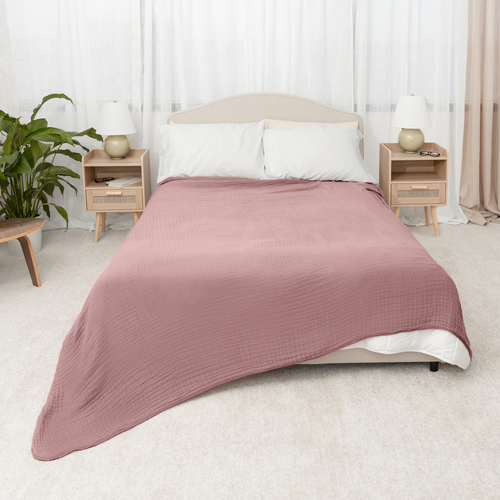 Comfy Cubs Adult Muslin Blanket In Mauve