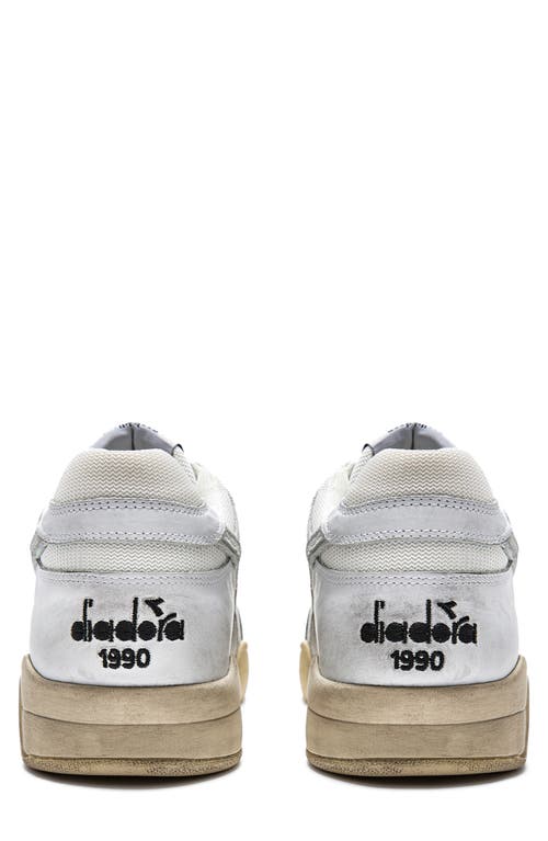 Diadora B. 560 Used Sneaker In White