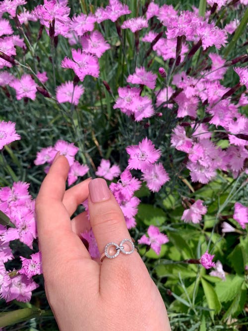 Luvmyjewelry Binoculars Infinity Sterling Silver Diamond Ring In Silver