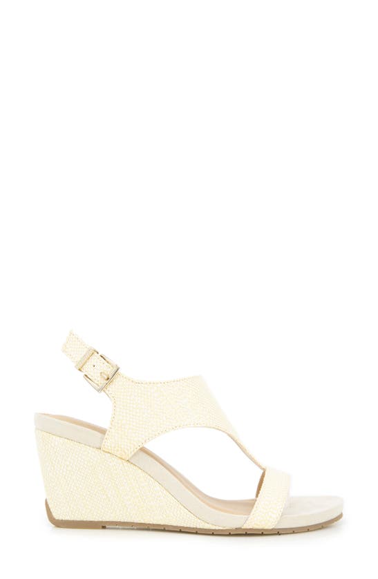 Reaction Kenneth Cole Greatly Platform Wedge Sandal In Natural Weave