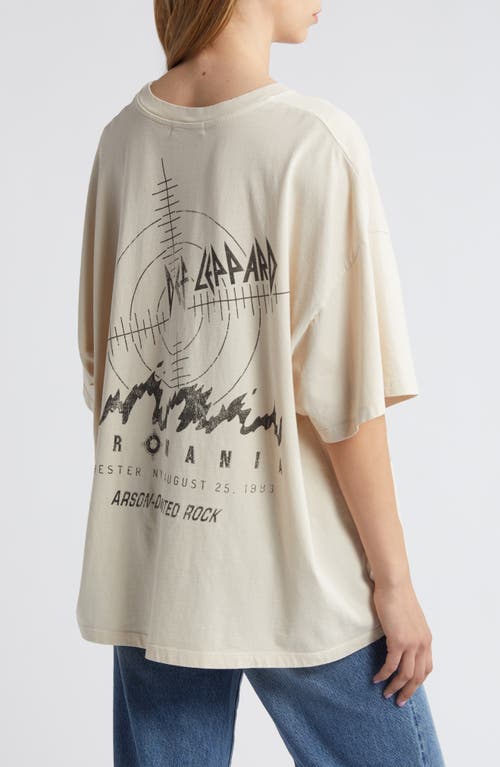 Shop Daydreamer Def Leppard 1983 Tour Graphic T-shirt In Dirty White