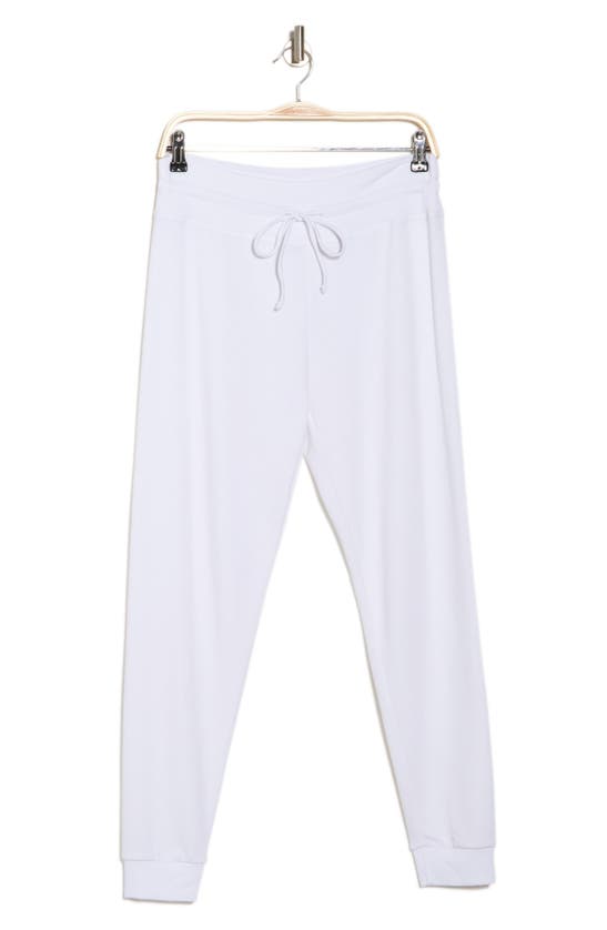 Beyond Yoga Lounge Around Joggers In White