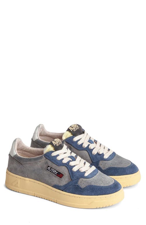 Autry Medalist Low Sneaker In Suede/suede Grey/savoy