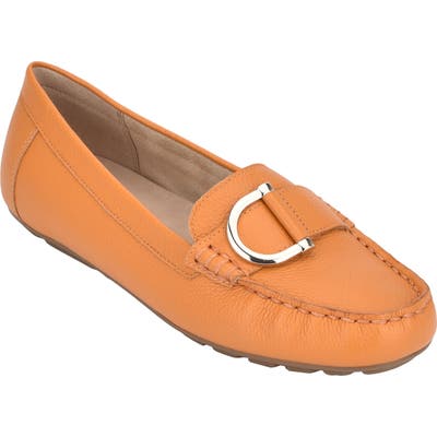 Evolve Mink Loafer, Orange