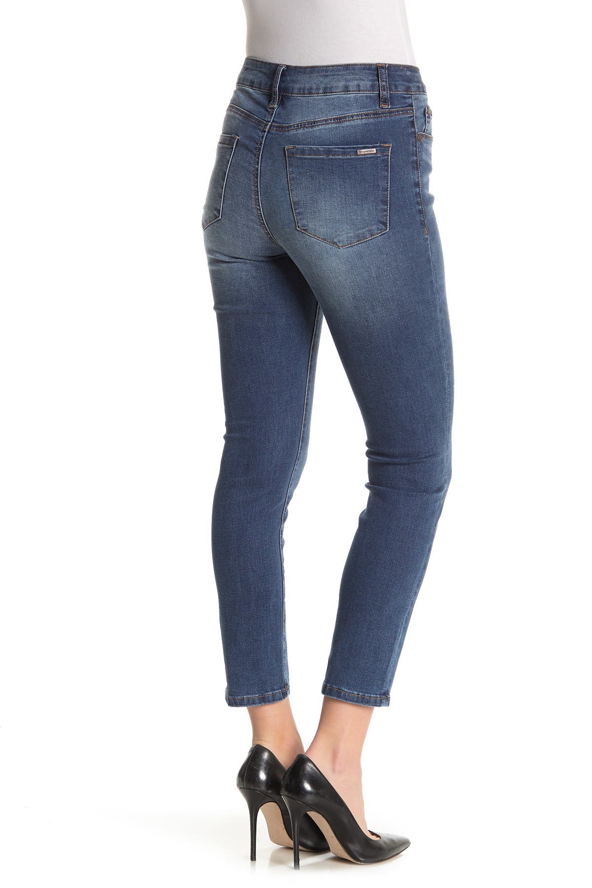 tahari classic skinny jeans